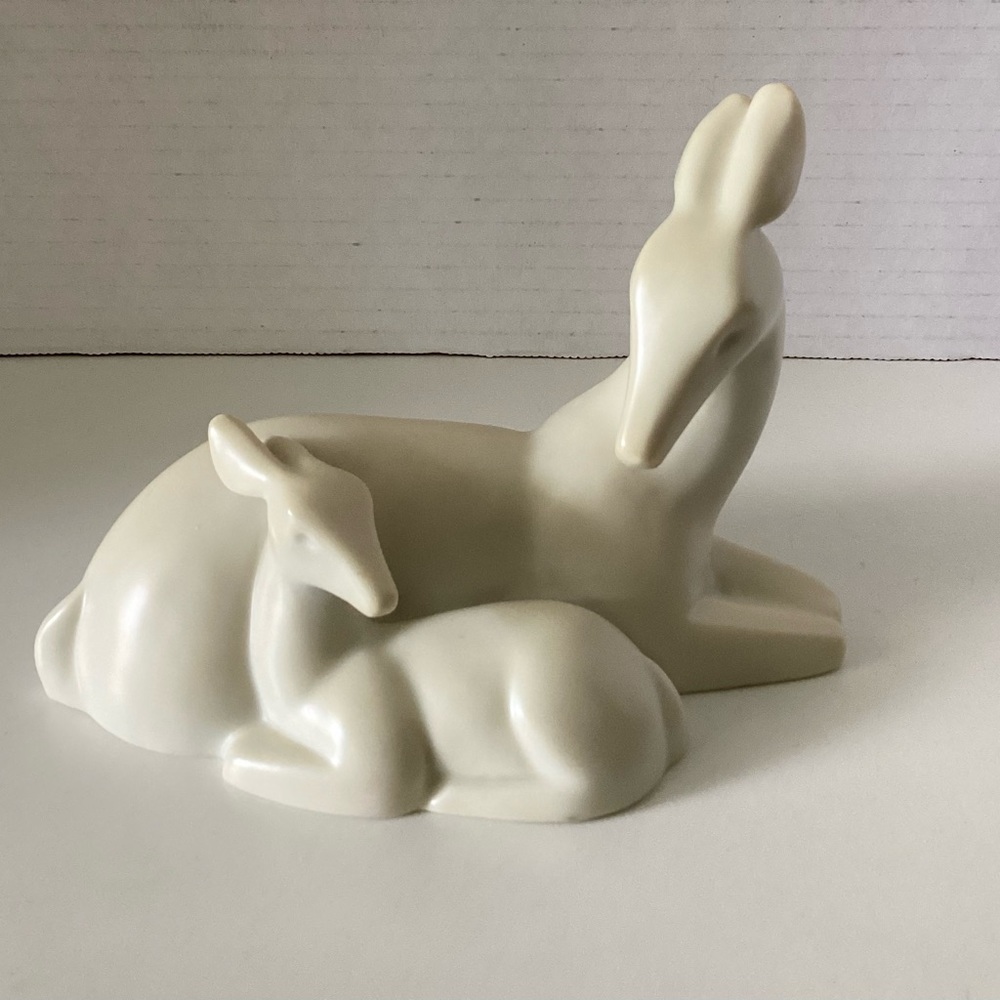 Doe and Fawn Porcelain Figurine Gallery Originals 1984